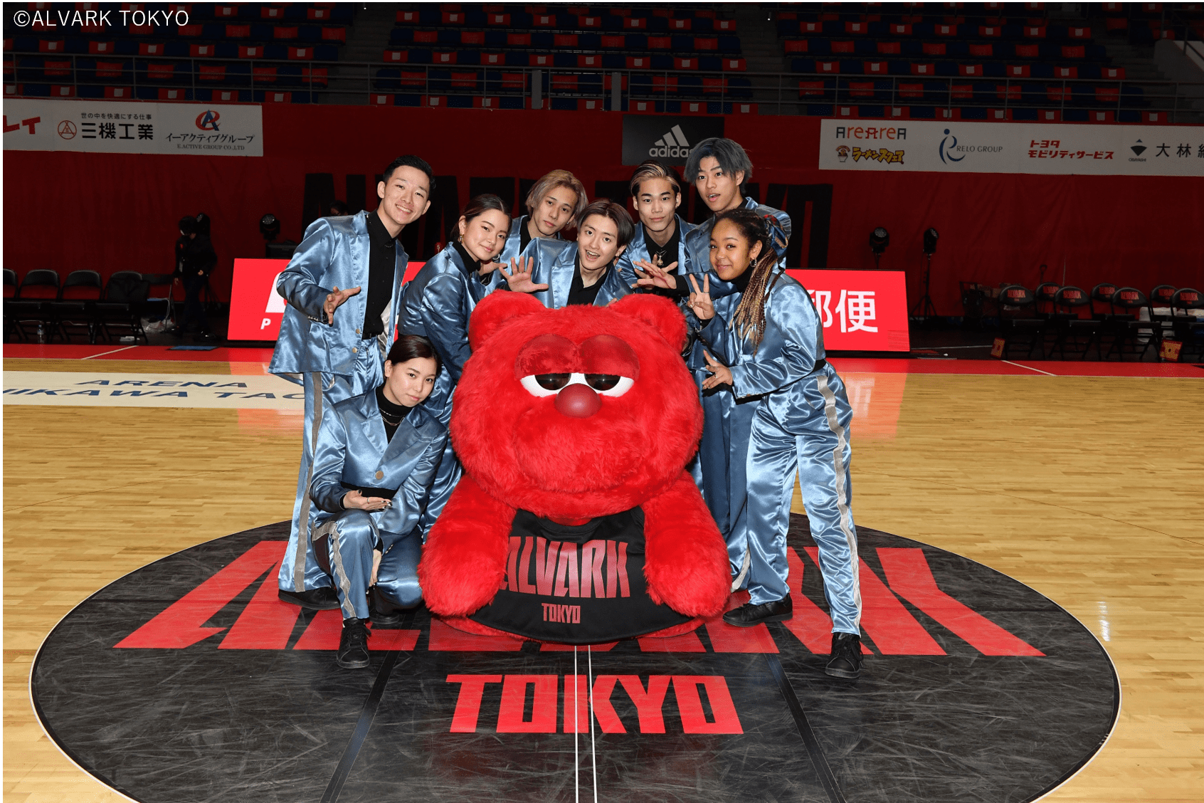 Bリーグ アルバルク東京 パーカー Osize - その他スポーツ